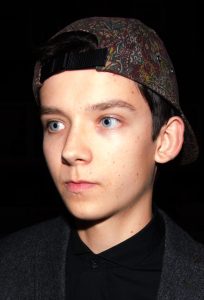 Asa Butterfield som Otis Milburn