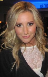 Ashley French som Sharpay Evans
