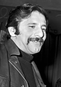 Chaim Topol som Milos Columbo