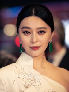 Fan Bingbing som Madam Hou