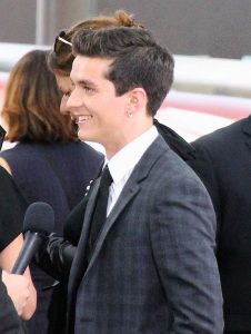 Fionn Whitehead som Tommy