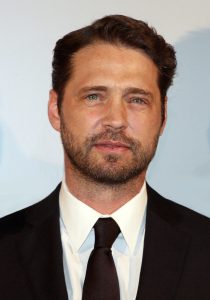 Jason Priestley som Brandon Walsh