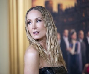 Joanne Froggatt – Liar