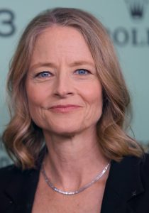 Jodie Foster som Liz Danvers