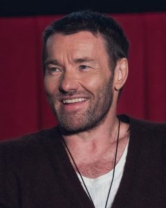 Joel Edgerton som Nathaniel "Natan" Nash