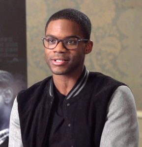 Jovan Adepo som MacKenzie