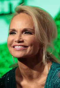 Kristin Chenoweth som Erica
