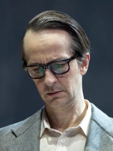 Lars Brygmann som Lennart