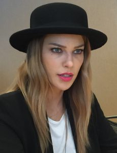 Lauren German – Lucifer