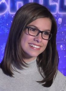 Madisyn Shipman som Kenzie Bell
