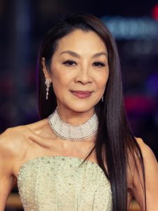 Michelle Yeoh som Madame Morrible