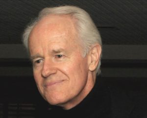 Mike Farrell som B. J. Hunnicutt