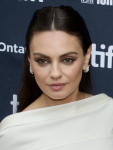 Mila Kunis är Amy Mitchell i Bad Moms