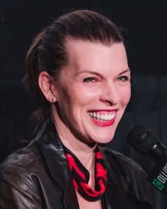 Milla Jovovich som Leeloo