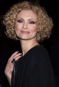 MyAnna Buring som Kim