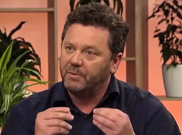 Neill Rea, som spelar DI Mike Shepherd i Morden i Brokenwood