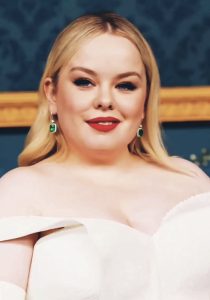 Nicola Coughlan som Clare Devlin