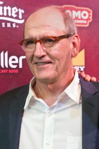 Richard Jenkins som Lionel Dahmer