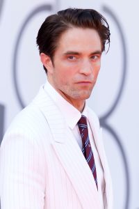 Robert Pattinson som Edward Cullen