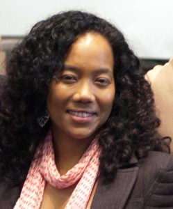 Sonja Sohn som Kima Greggs