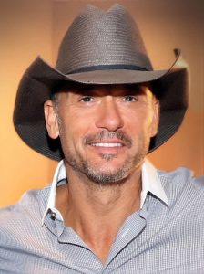 Tim McGraw som James Dutton
