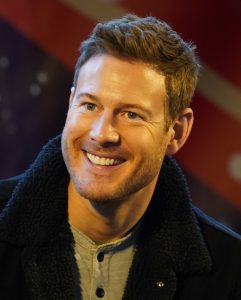 Tom Hopper som Luther Hargreeves / Number One