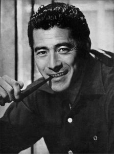 Toshirō Mifune som Kikuchiyo
