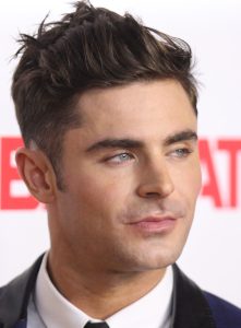Zac Efron är Troy Bolton i High School Musical